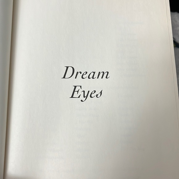 Hardcover novel “Dream Eyes” by Jayne Ann Krentz published by Putnam - Picture 11 of 16
